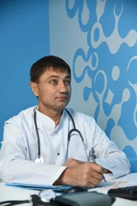 Юрий Юрьевич Сивиринов- врач онколог — хирург, проктолог, маммолог, гастроэнтеролог высшей категории, КМН.